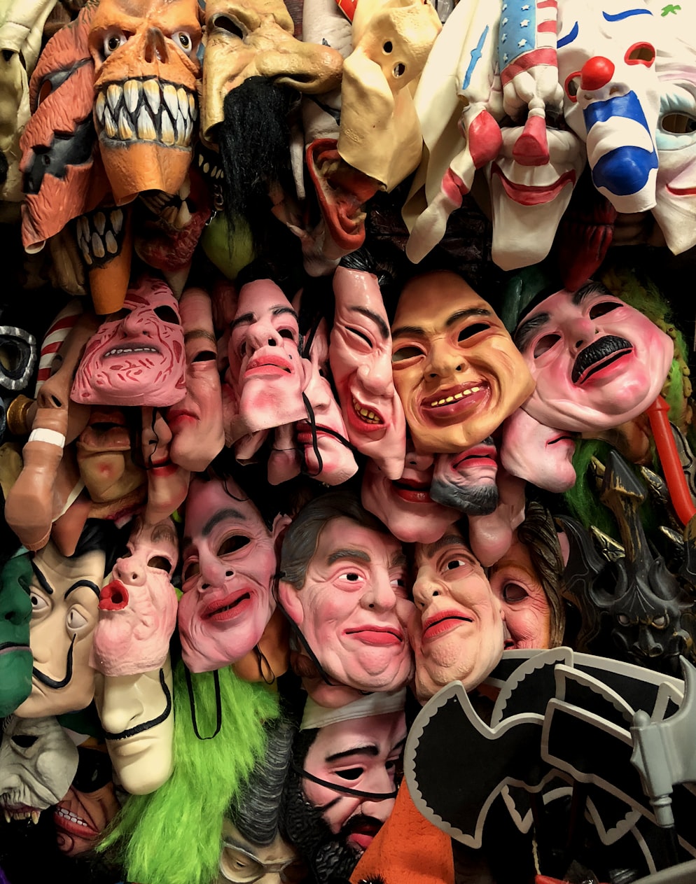 男生陪女生玩几个小时游戏，如何平衡娱乐与情感交流？