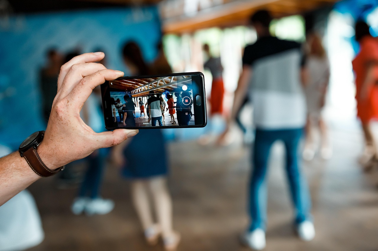 刺激战场游戏陪玩服务多吗，如何找到靠谱的陪玩？
