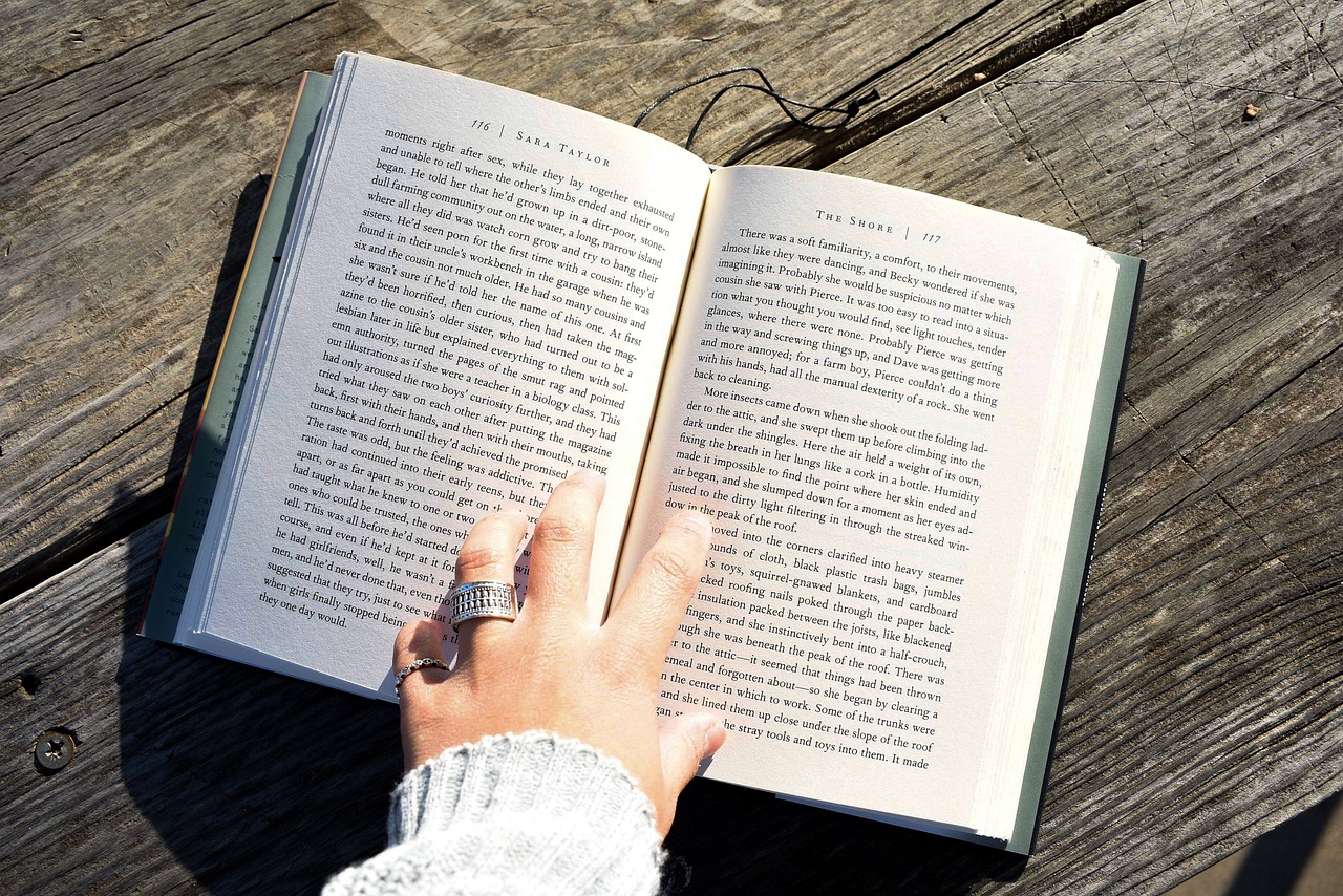 如何创建一个游戏陪玩平台，降低成本并提升用户体验？