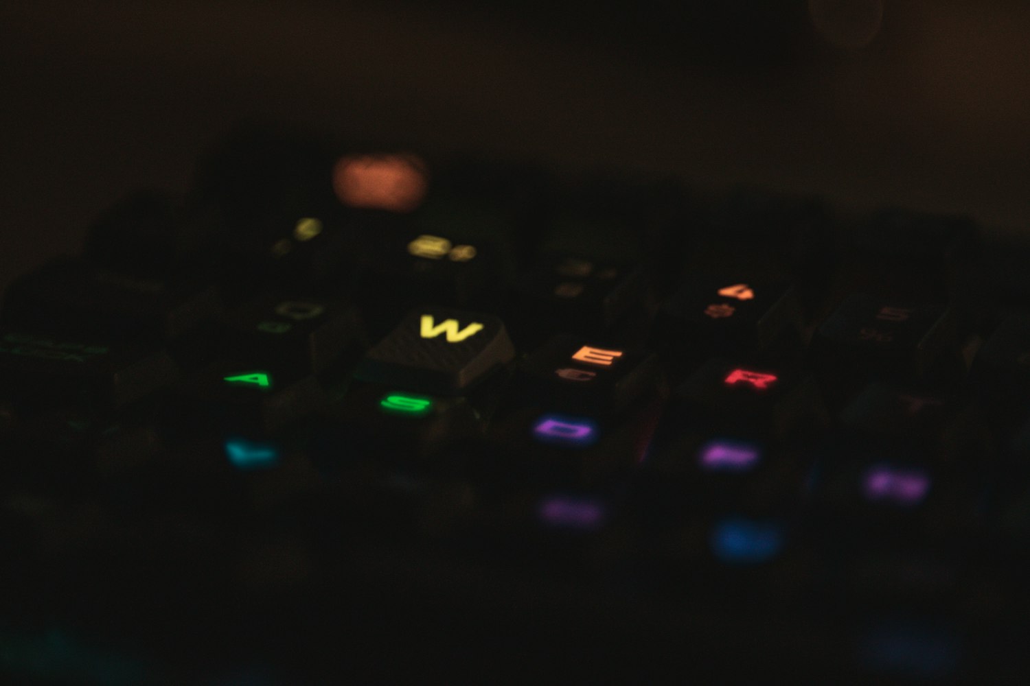 如何在LOL游戏中快速回复好友?操作技巧分享 如何在LOL游戏中快速回复好友?操作技巧分享