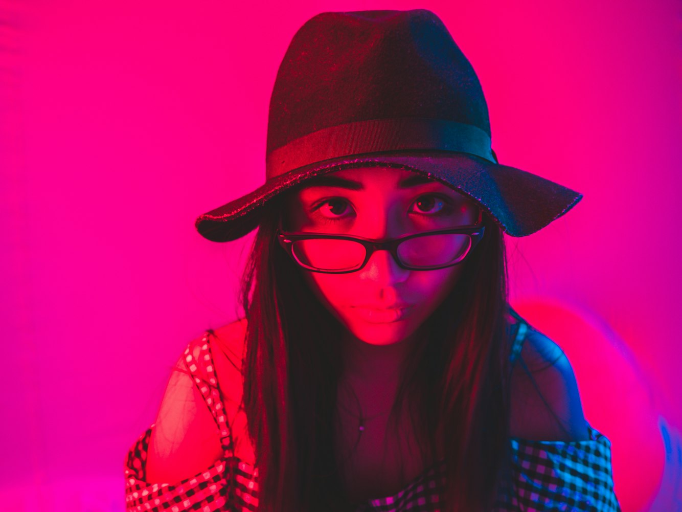 老爹游戏人物穿搭，如何打造个性角色？省时又省力！