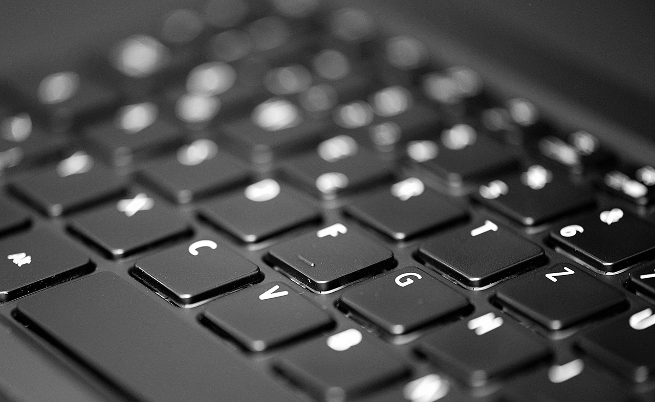 OPPO游戏账号如何管理？安全性、费用与流程指南